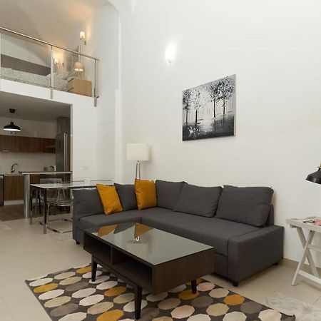 Apartamento Turistico Centro Monumental -- Caces Zewnętrze zdjęcie