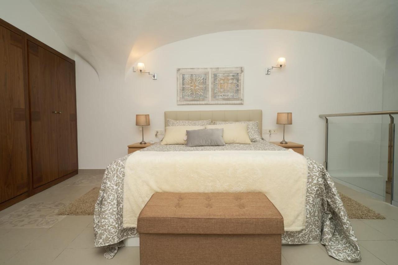 Apartamento Turistico Centro Monumental -- Caces Zewnętrze zdjęcie